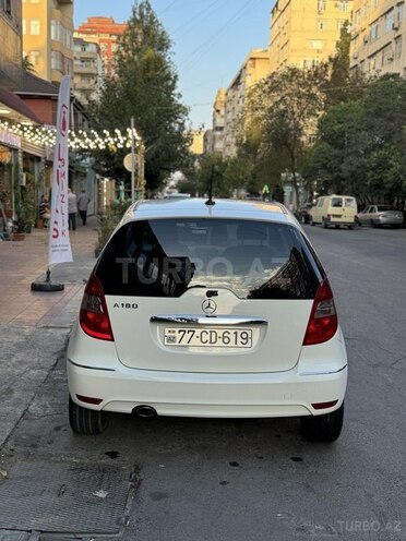 Mercedes A 180 2011, 128,000 km - 1.7 л - Bakı