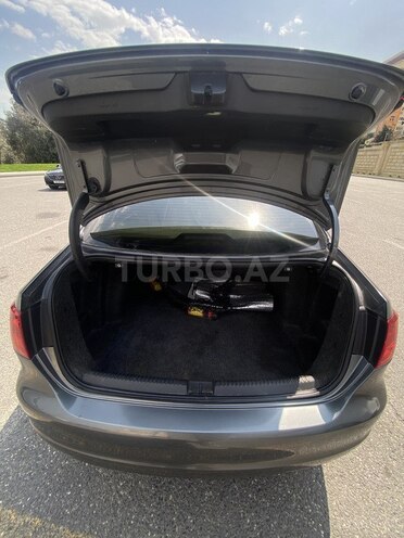 Volkswagen Jetta 2011, 280,000 km - 2.5 l - Bakı