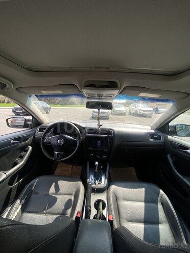Volkswagen Jetta 2011, 280,000 km - 2.5 l - Bakı
