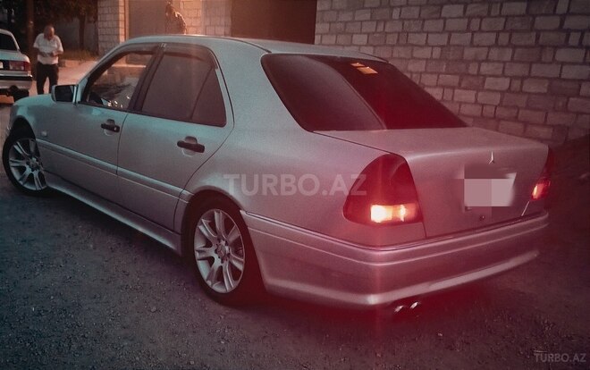 Mercedes C 200 1997, 369,000 km - 2.0 l - Qazax