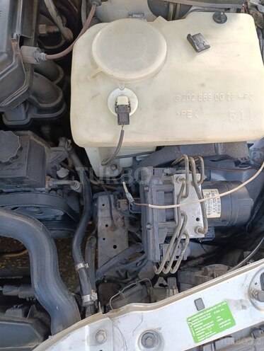 Mercedes C 200 1997, 369,000 km - 2.0 l - Qazax