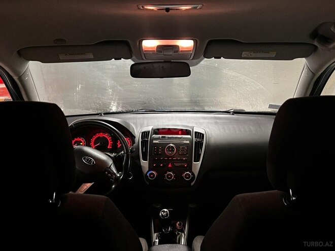 Kia Ceed 2011, 218,875 km - 1.4 l - Gəncə