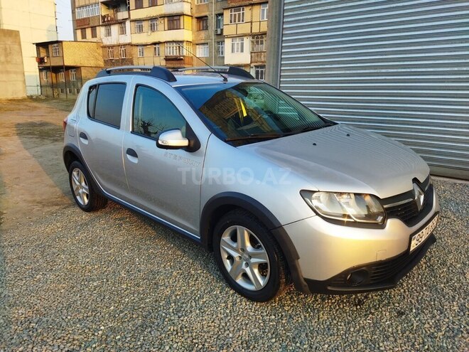 Renault Sandero 2015, 208,000 km - 1.6 l - Gəncə