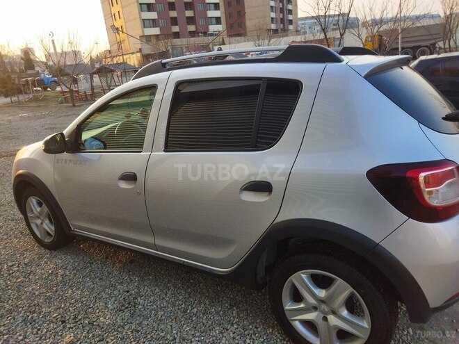 Renault Sandero 2015, 208,000 km - 1.6 l - Gəncə