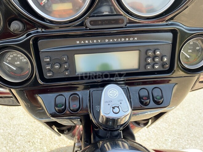 Harley-Davidson Touring Electra Glide-13