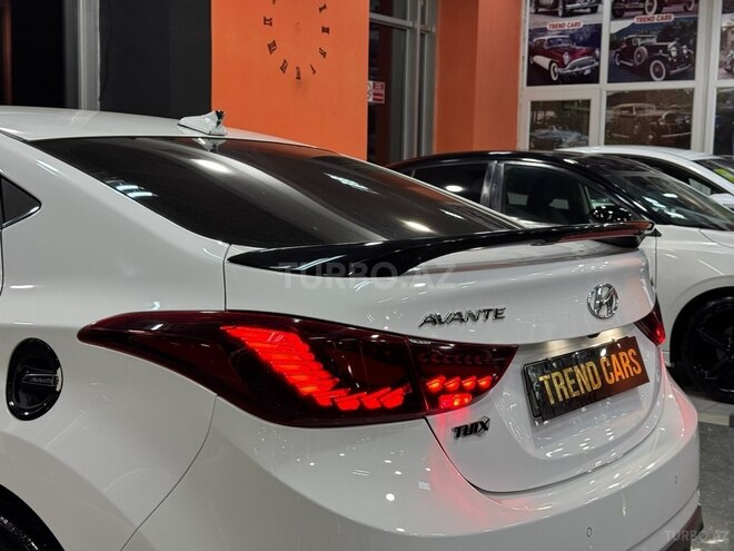 Hyundai Avante-11