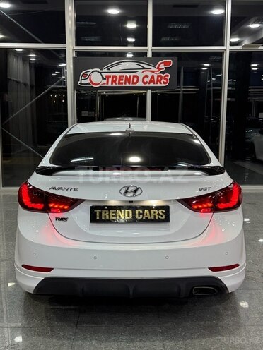 Hyundai Avante-9