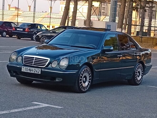 Mercedes E 240 1999, 325,400 km - 2.4 l - Bakı