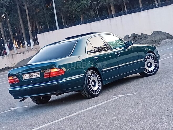 Mercedes E 240 1999, 325,400 km - 2.4 l - Bakı
