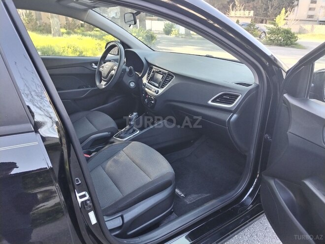 Hyundai Accent 2020, 131,162 km - 1.6 l - Bakı