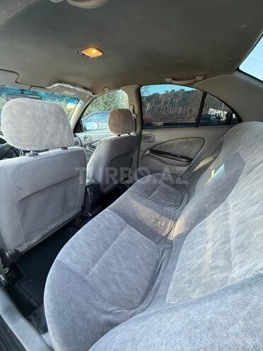 Nissan Sunny 2003, 398,000 km - 1.6 l - Bakı