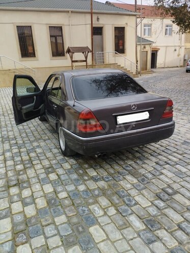 Mercedes C 220 1993, 500,000 km - 2.2 l - Bakı