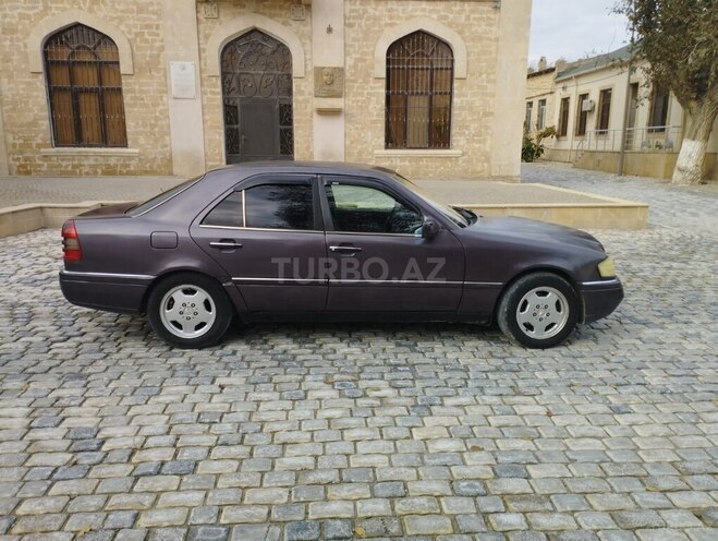Mercedes C 220 1993, 500,000 km - 2.2 l - Bakı