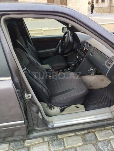 Mercedes C 220 1993, 500,000 km - 2.2 l - Bakı