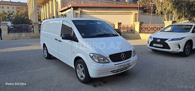 Mercedes Vito 2010, 380,000 km - 2.2 l - Bakı