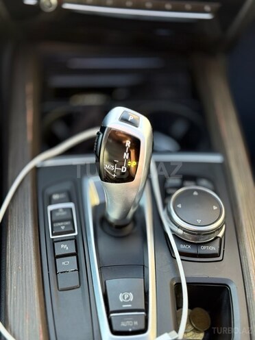 BMW X5 2015, 145,000 km - 3.0 l - Bakı