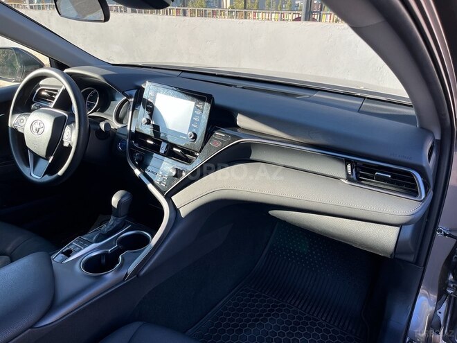 Toyota Camry 2021, 107,182 km - 2.5 l - Bakı