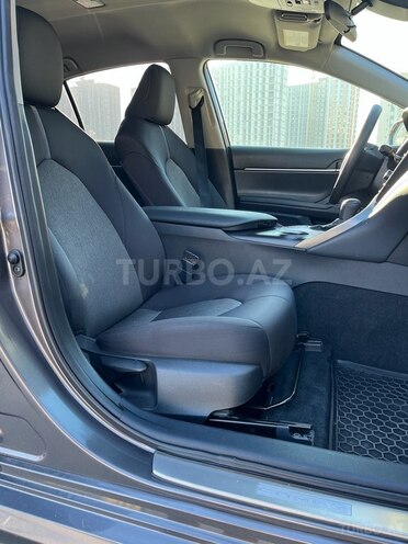 Toyota Camry 2021, 107,182 km - 2.5 l - Bakı