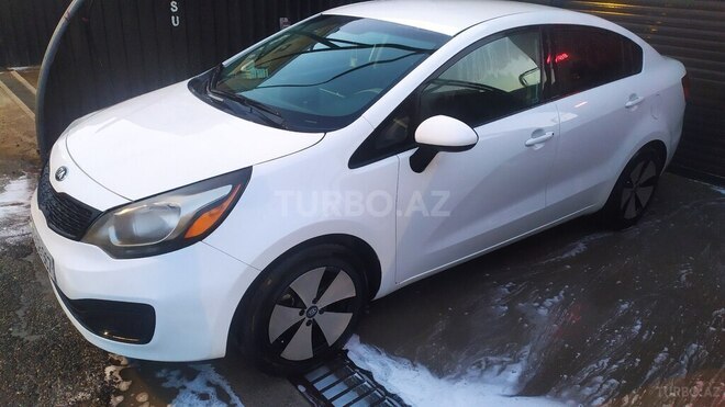 Kia Rio 2015, 180,000 km - 1.6 л - Şirvan