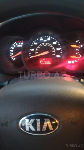 Kia Rio 2015, 180,000 km - 1.6 л - Şirvan
