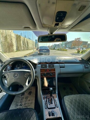 Mercedes E 320 2000, 100,000 km - 3.2 l - Bakı
