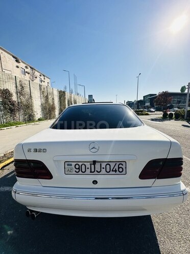 Mercedes E 320 2000, 100,000 km - 3.2 l - Bakı