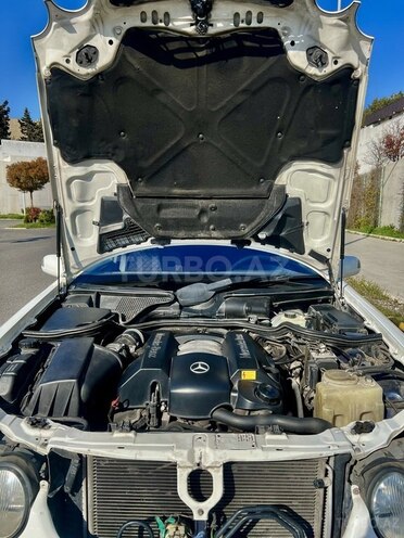 Mercedes E 320 2000, 100,000 km - 3.2 l - Bakı