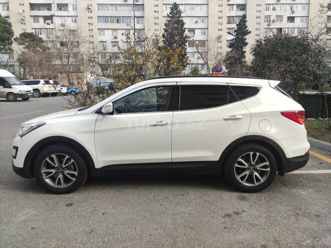 Hyundai Santa Fe-5