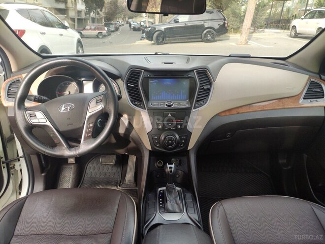 Hyundai Santa Fe-16
