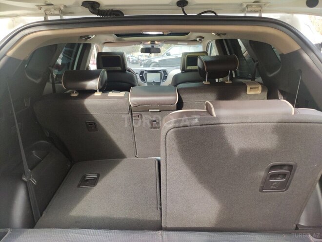 Hyundai Santa Fe-20