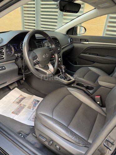 Hyundai Elantra 2019, 83,000 km - 2.0 l - Bakı