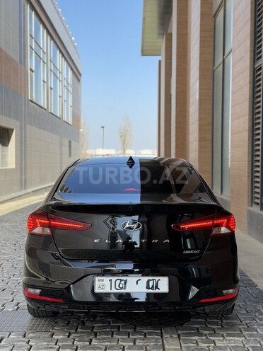 Hyundai Elantra 2019, 83,000 km - 2.0 l - Bakı
