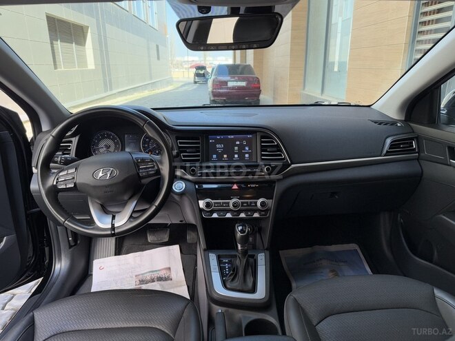 Hyundai Elantra 2019, 83,000 km - 2.0 l - Bakı