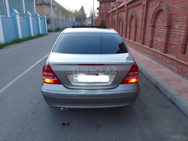 Mercedes  2004, 239,456 km - 2.4 л - Bakı
