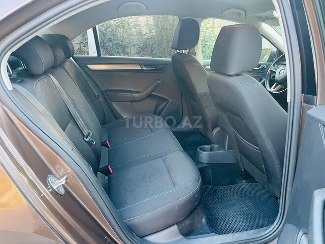 Skoda Rapid 2019, 142,000 km - 1.6 л - Bakı