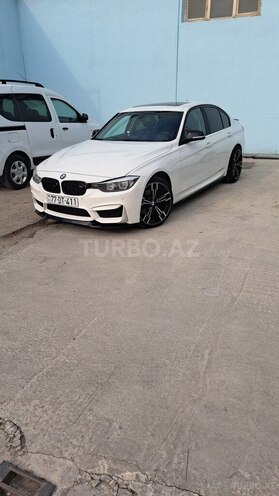 BMW 320-3