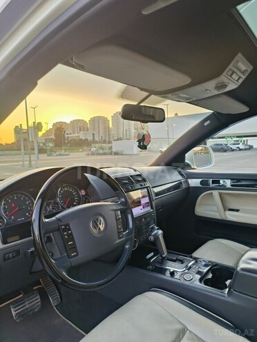 Volkswagen Touareg 2008, 185,000 km - 4.2 л - Bakı