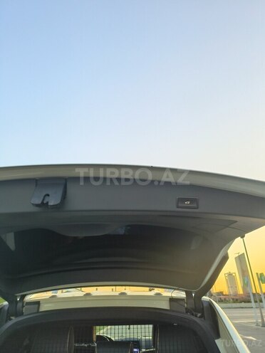 Volkswagen Touareg 2008, 185,000 km - 4.2 л - Bakı