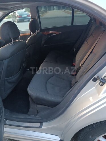Mercedes E 270 2002, 258,000 km - 2.7 l - Gəncə