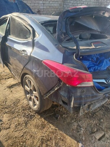 Hyundai Elantra 2012, 222,220 km - 2.0 l - Bakı