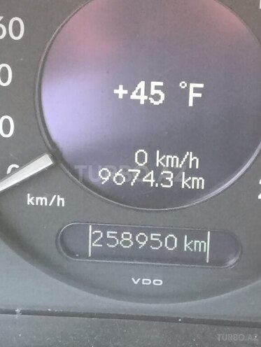 Mercedes E 270 2002, 258,000 km - 2.7 l - Gəncə