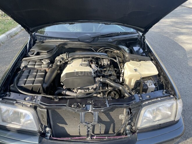 Mercedes C 180 1999, 305,000 km - 1.8 l - Qəbələ