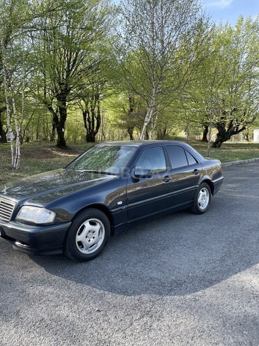 Mercedes C 180 1999, 305,000 km - 1.8 l - Qəbələ