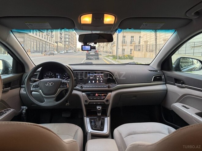 Hyundai Elantra 2017, 121,000 km - 2.0 l - Bakı