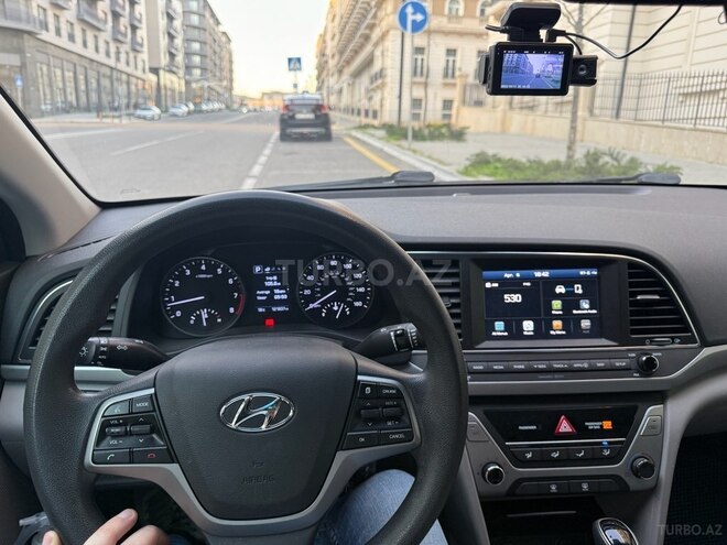 Hyundai Elantra 2017, 121,000 km - 2.0 l - Bakı