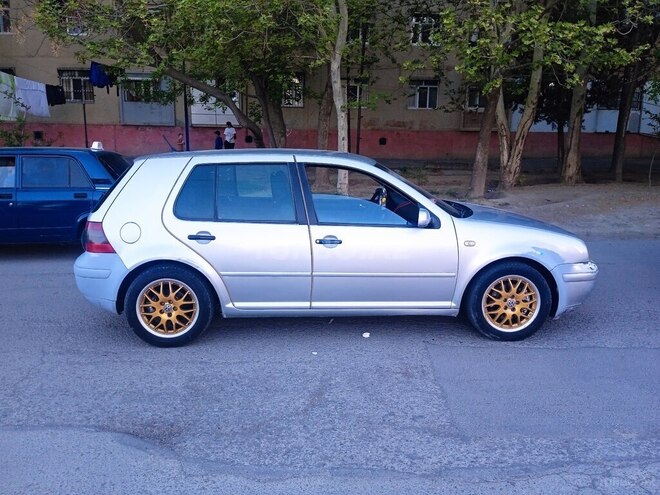 Volkswagen Golf 2001, 64,588 km - 2.0 l - Mingəçevir