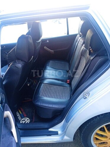 Volkswagen Golf 2001, 64,588 km - 2.0 l - Mingəçevir