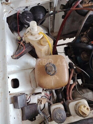LADA (VAZ) 2106 1985, 75,000 km - 1.5 л - Tovuz