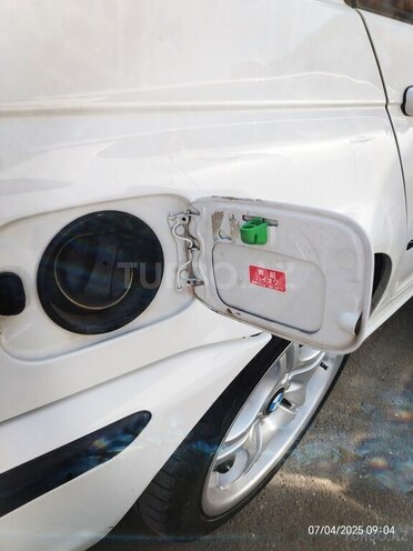 BMW 318 2003, 287,327 km - 2.0 l - Bakı