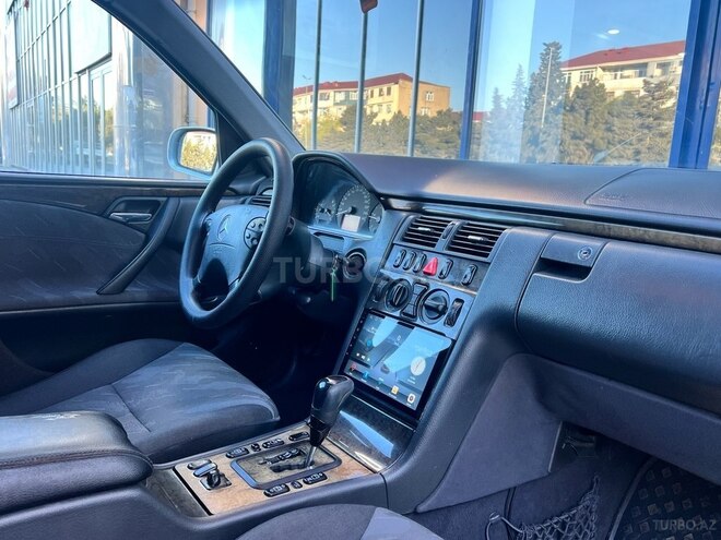 Mercedes E 270 2000, 363,000 km - 2.7 l - Sumqayıt